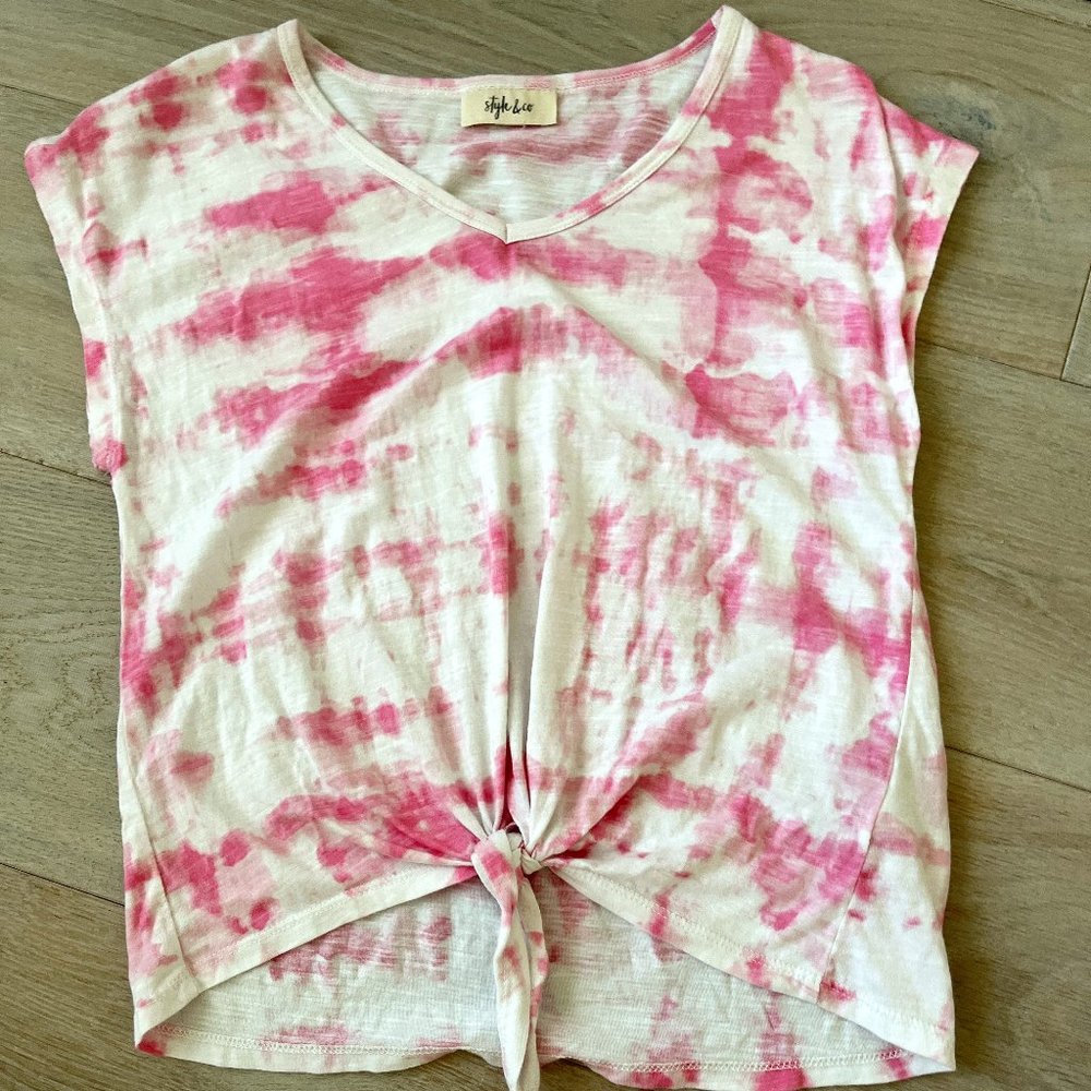 womes tie dye shirt